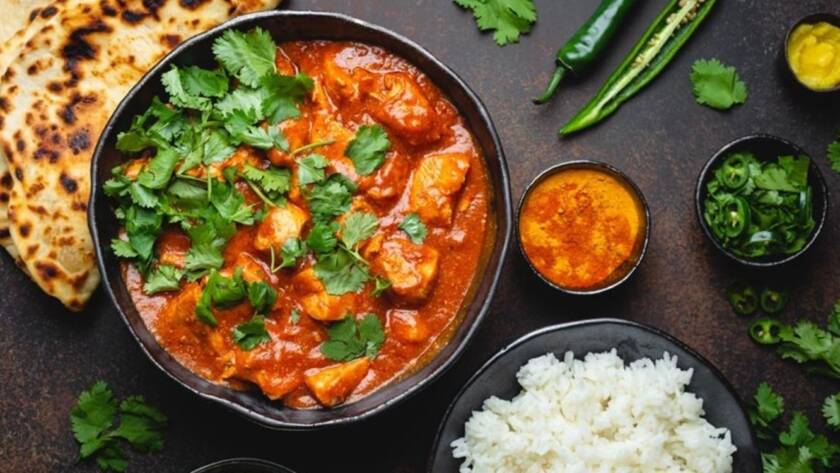 كاري دجاج هندي باكستاني كلاسيكي في الخبر