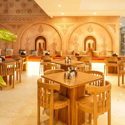Best restaurants in Khobar, Top Pakistani restaurants in Al Khobar, Seafood restaurants in Khobar, Fine dining in Khobar, Pakistani cuisine in Khobar, Khobar food guide.